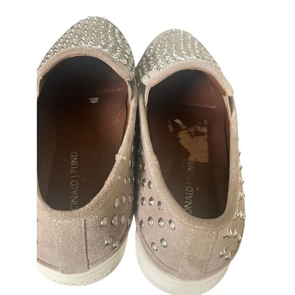 Donald Pliner Women’s Studded Slip on Loafer Gray   Size 8M - Picture 3 of 13